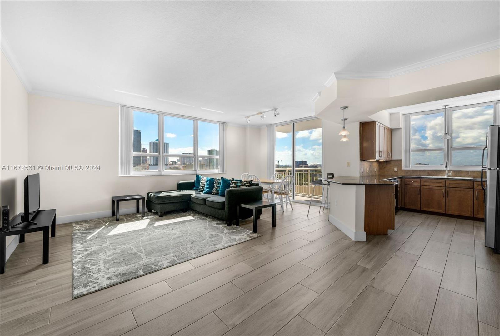 CITE CONDO - Residential Lease