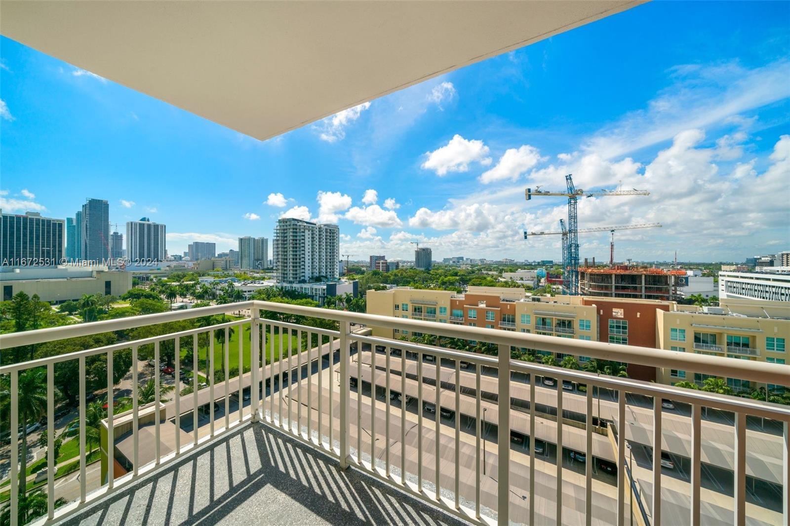 CITE CONDO - Residential Lease