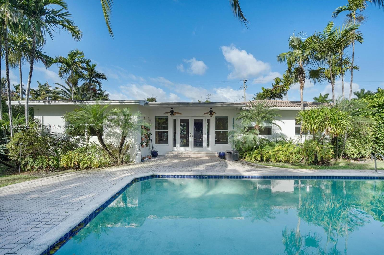 BAY HARBOR ISLAND - Residential