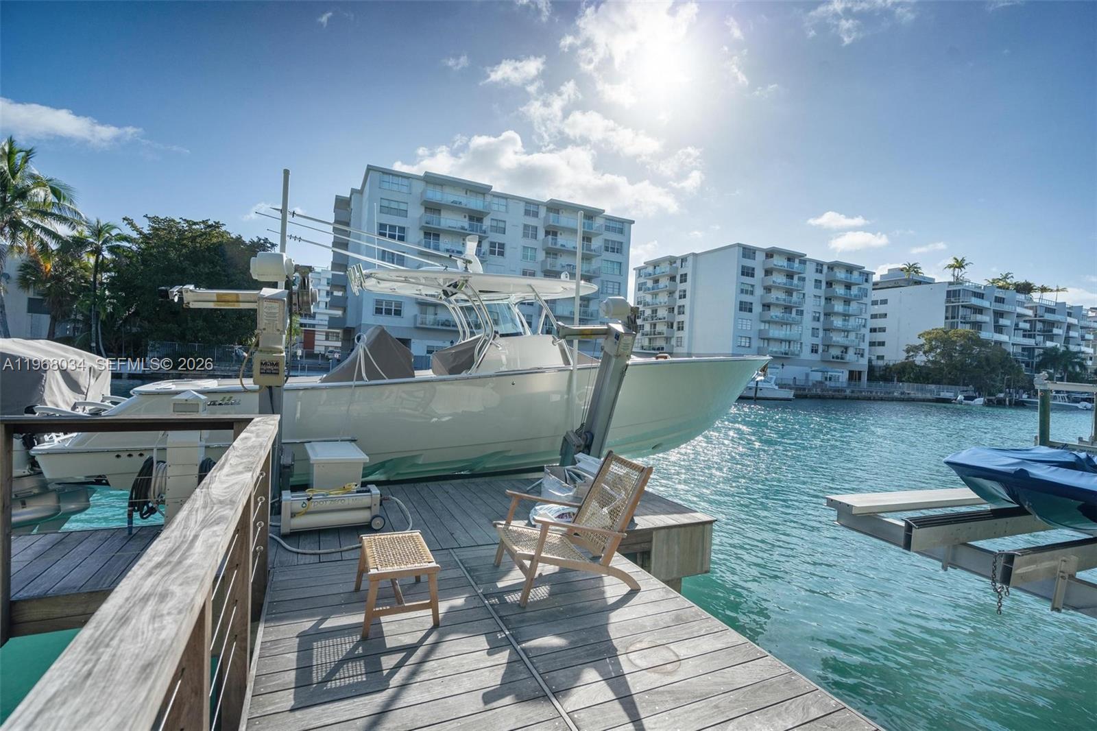 BAY HARBOR ISLAND - Residential