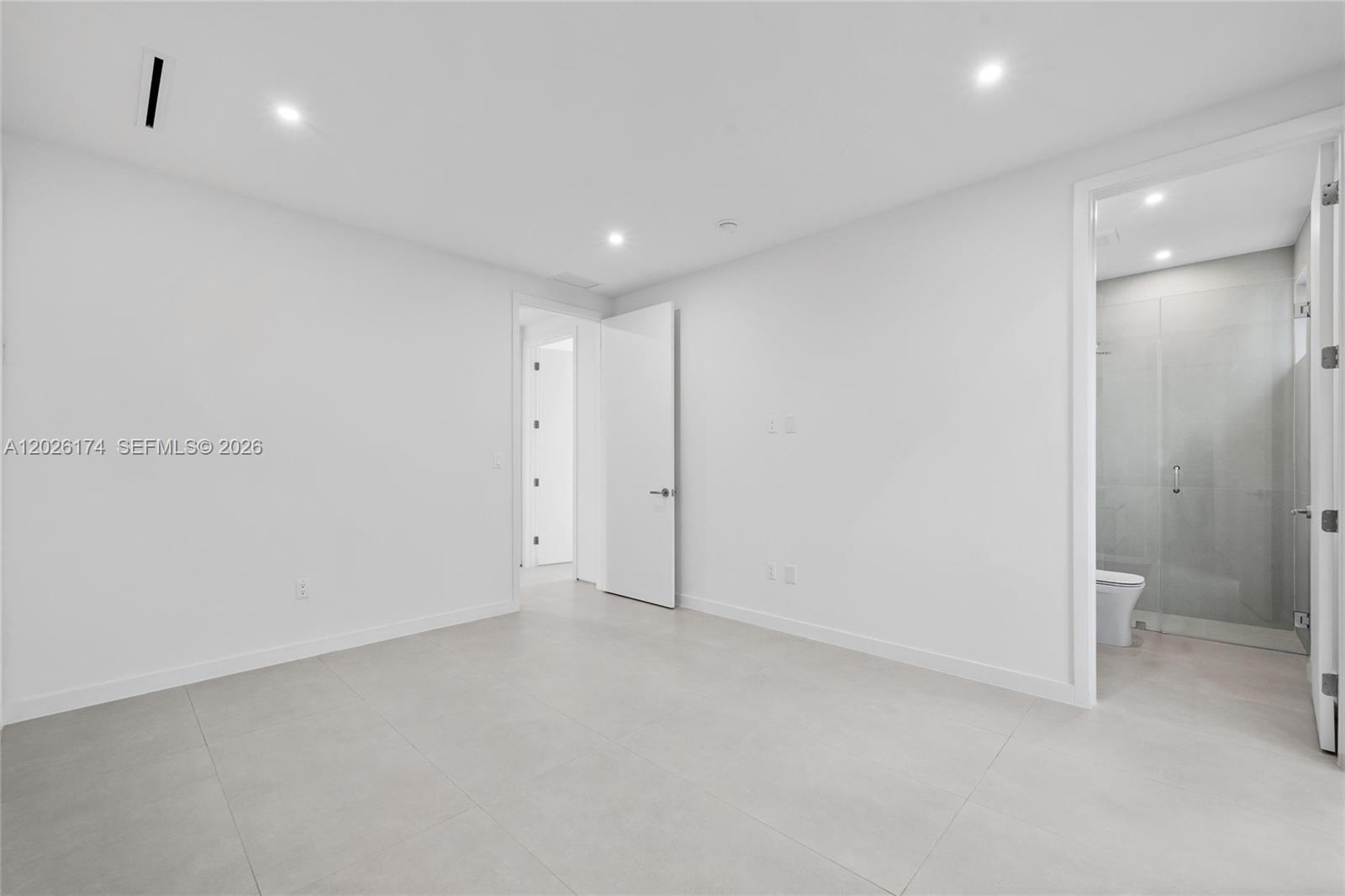 HOUSTON HEIGHTS - Residential