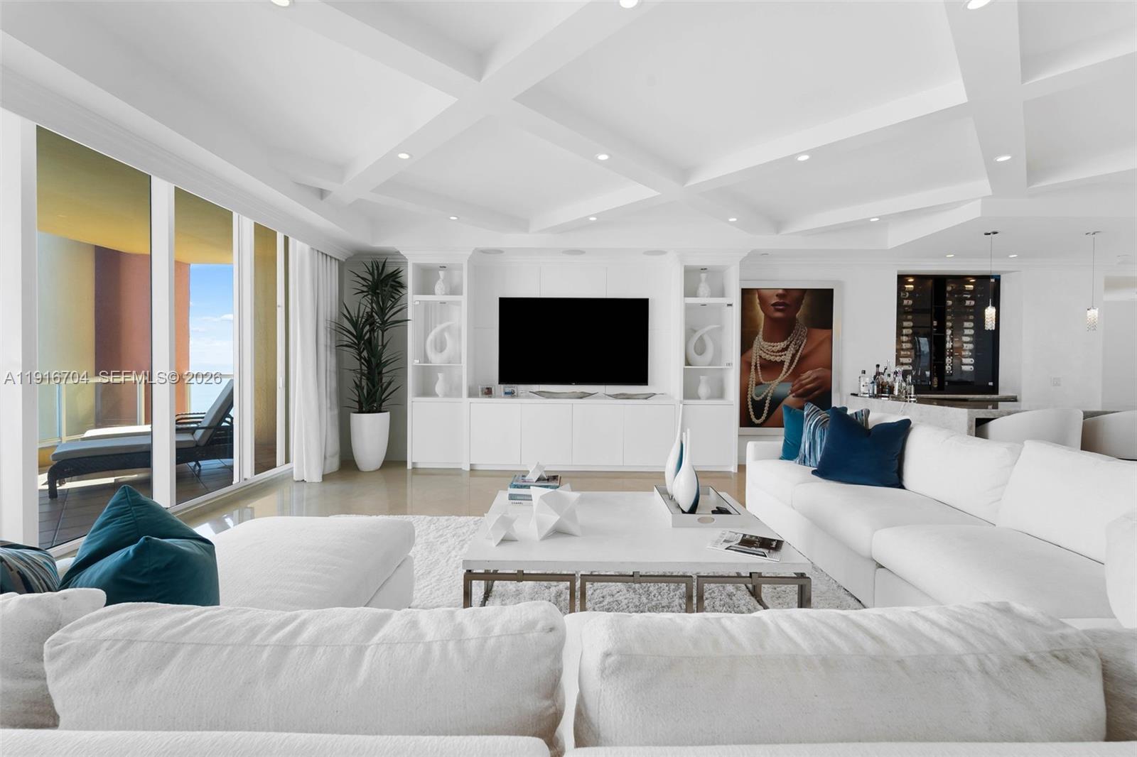 PALMS TOWER ONE CONDO - Residential