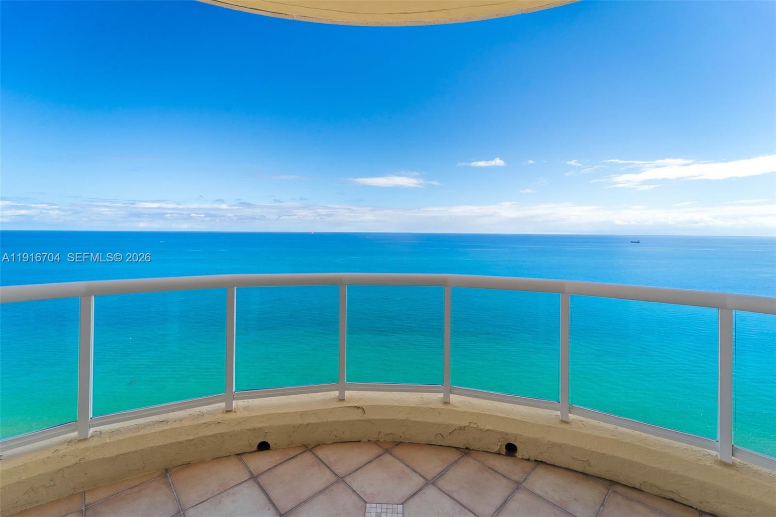 PALMS TOWER ONE CONDO - Residential