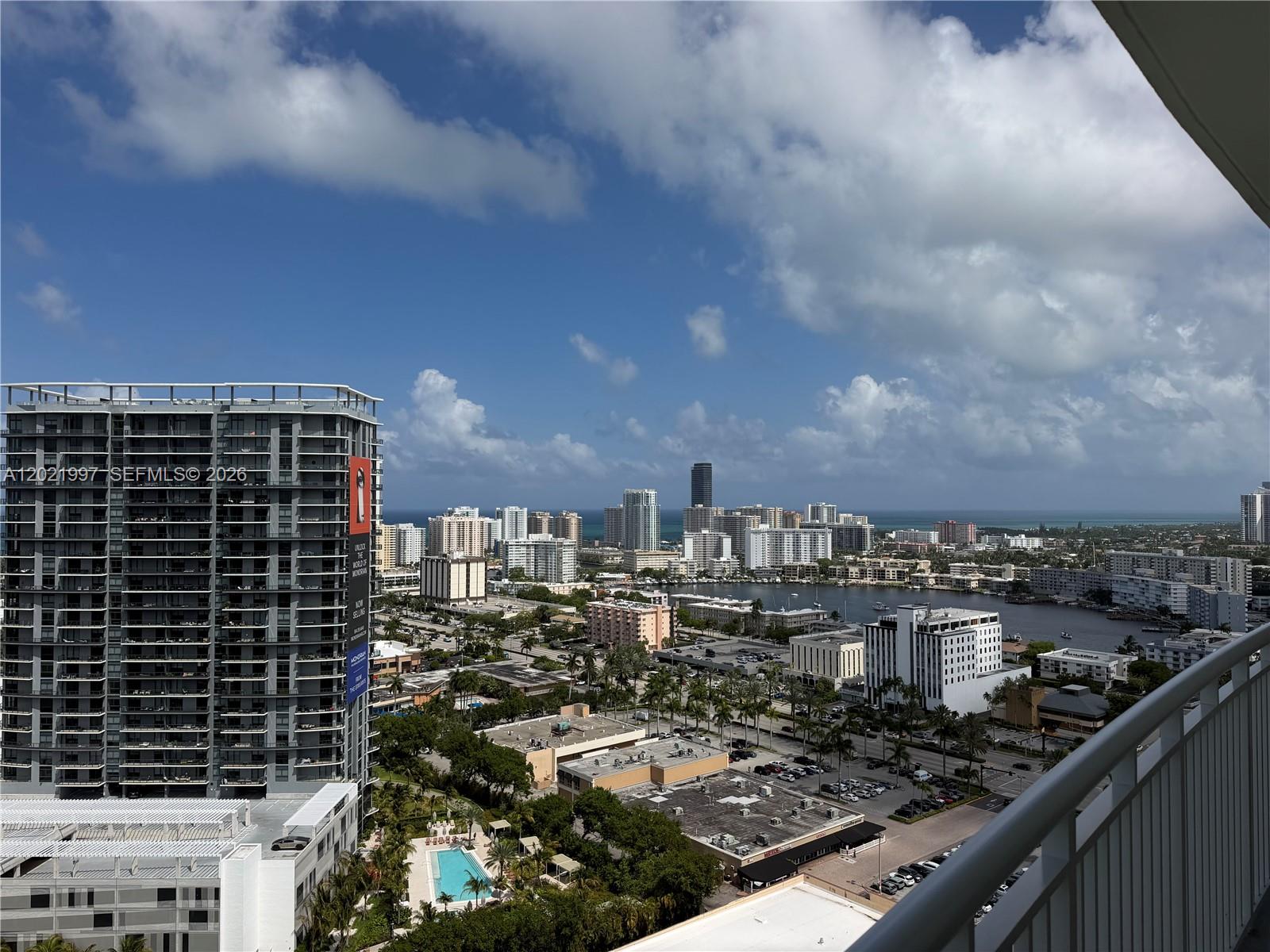 DUO CONDOMINIUM EAST - Residential
