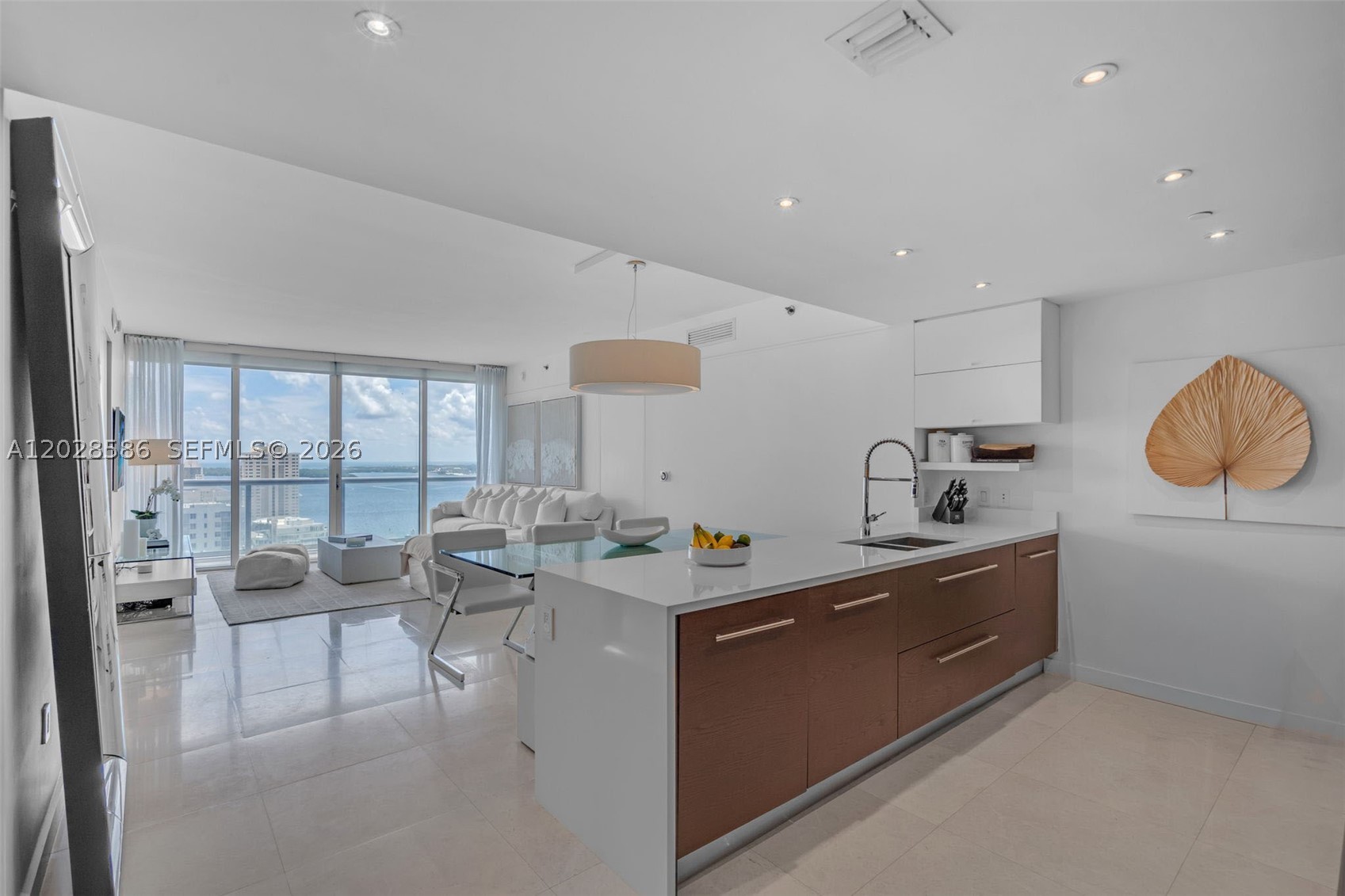 ICONBRICKELL CONDO NO 1 - Residential