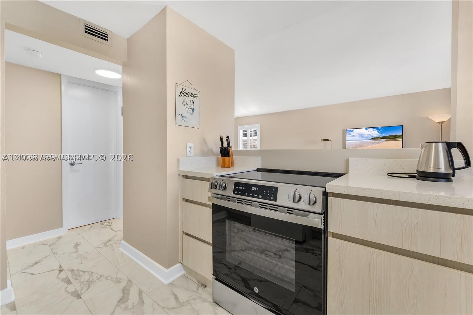 COLLINS VIEW CONDO - Residential Lease
