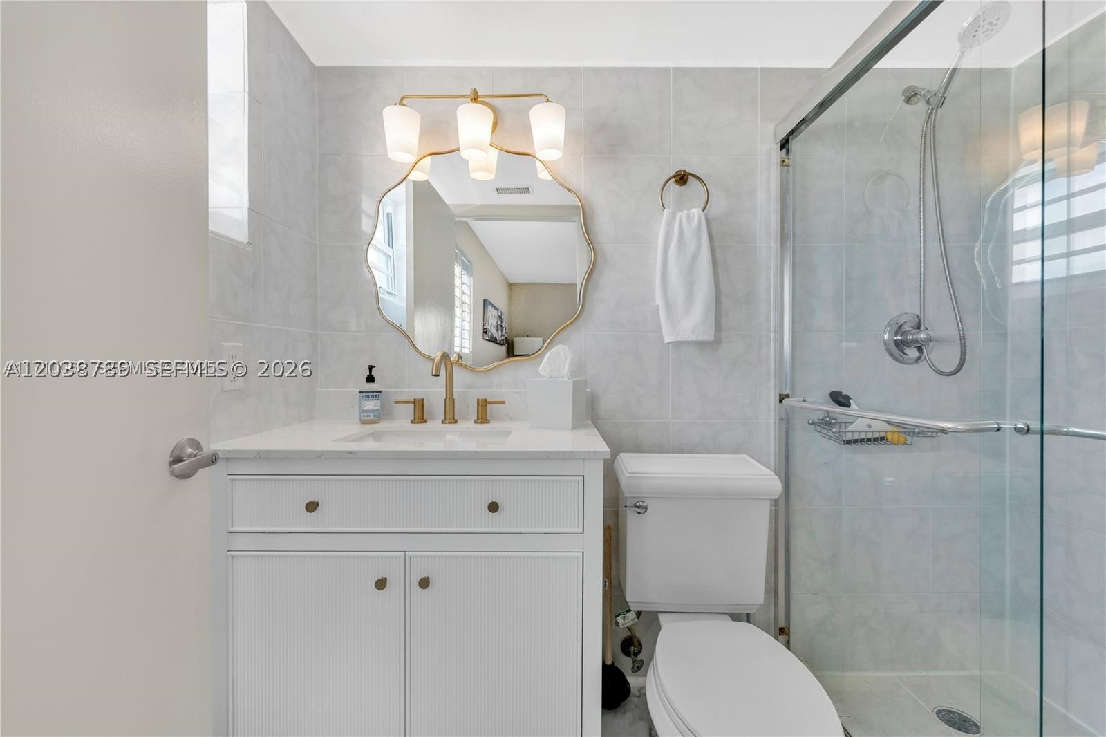 COLLINS VIEW CONDO - Residential Lease