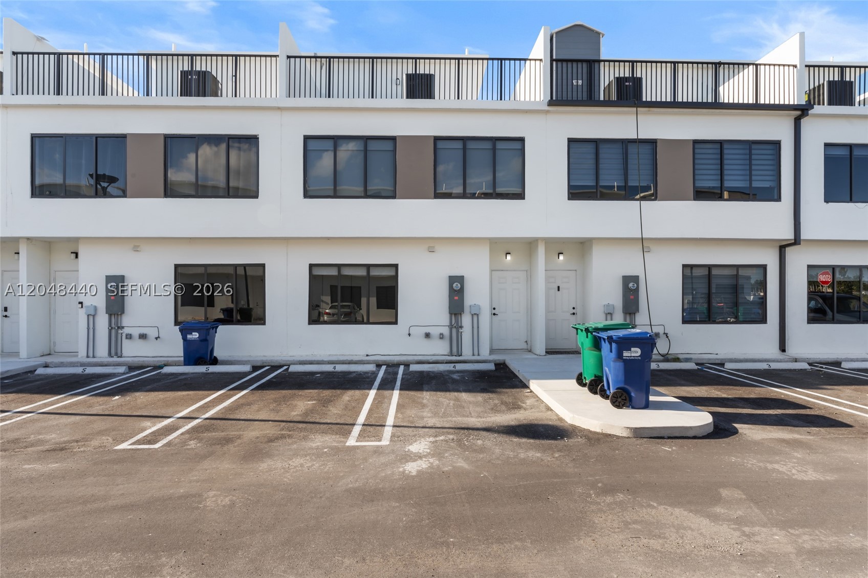On Grandville by ONX - Residential Lease