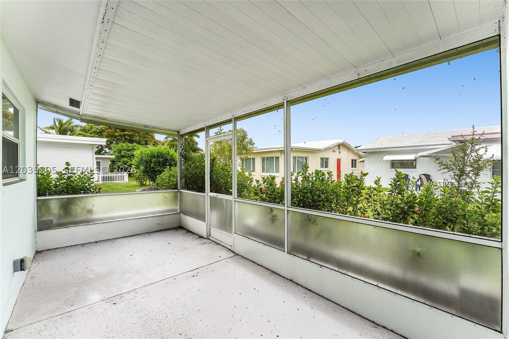 MAINLANDS OF TAMARAC LAKE - Residential