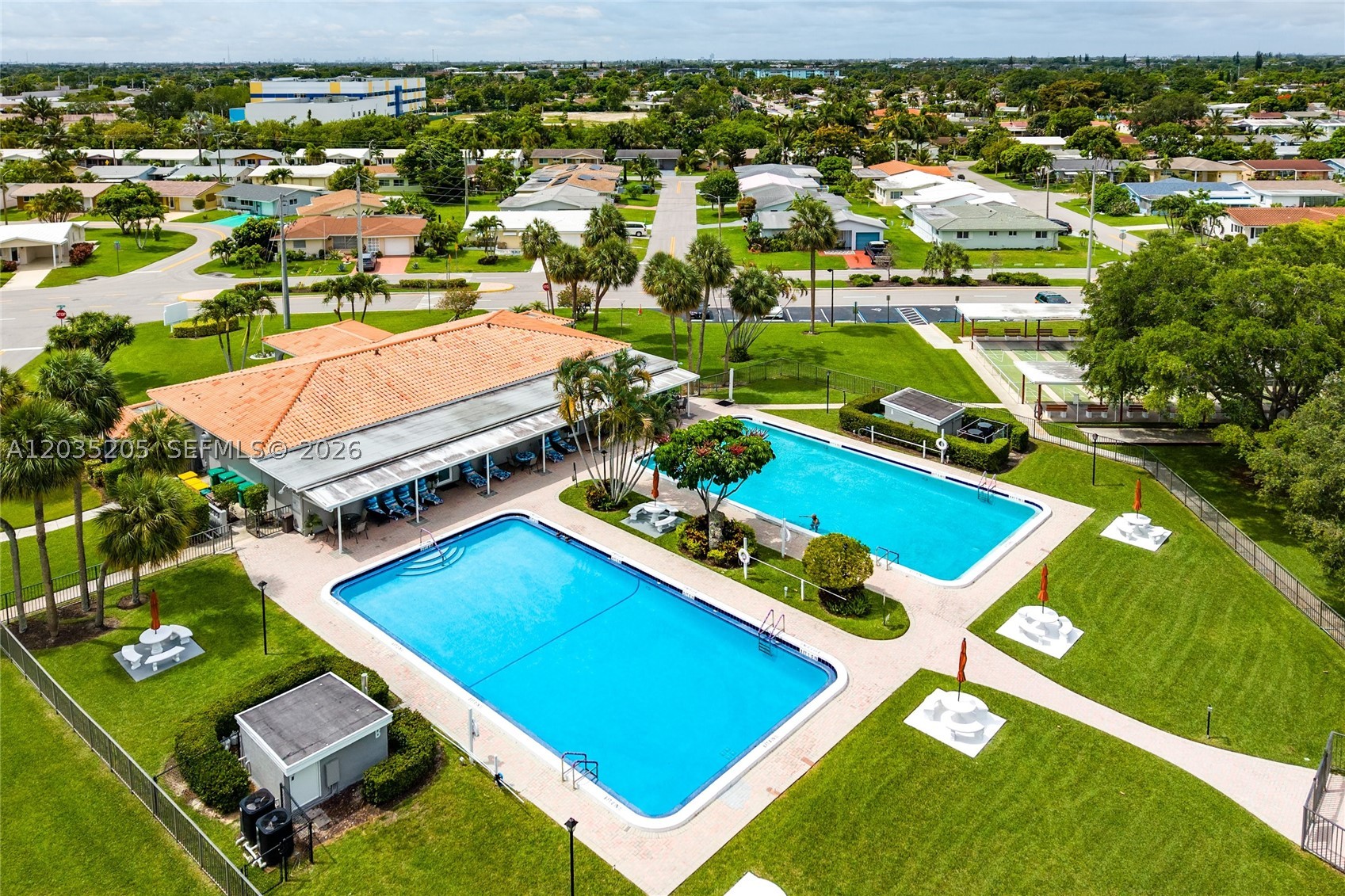 MAINLANDS OF TAMARAC LAKE - Residential