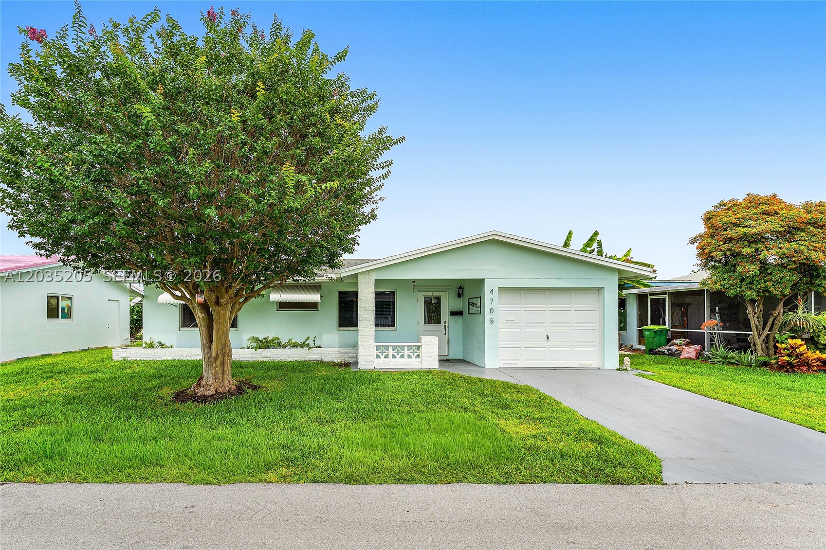MAINLANDS OF TAMARAC LAKE - Residential