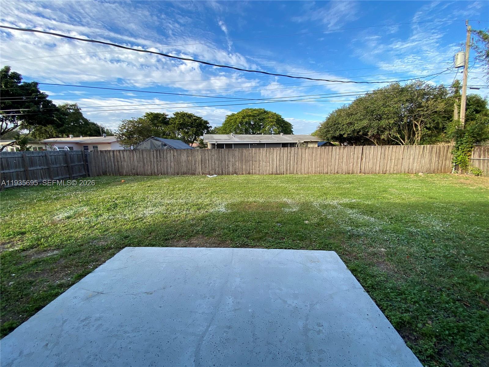 PLANTATION SUNRISE HEIGHT - Residential Lease