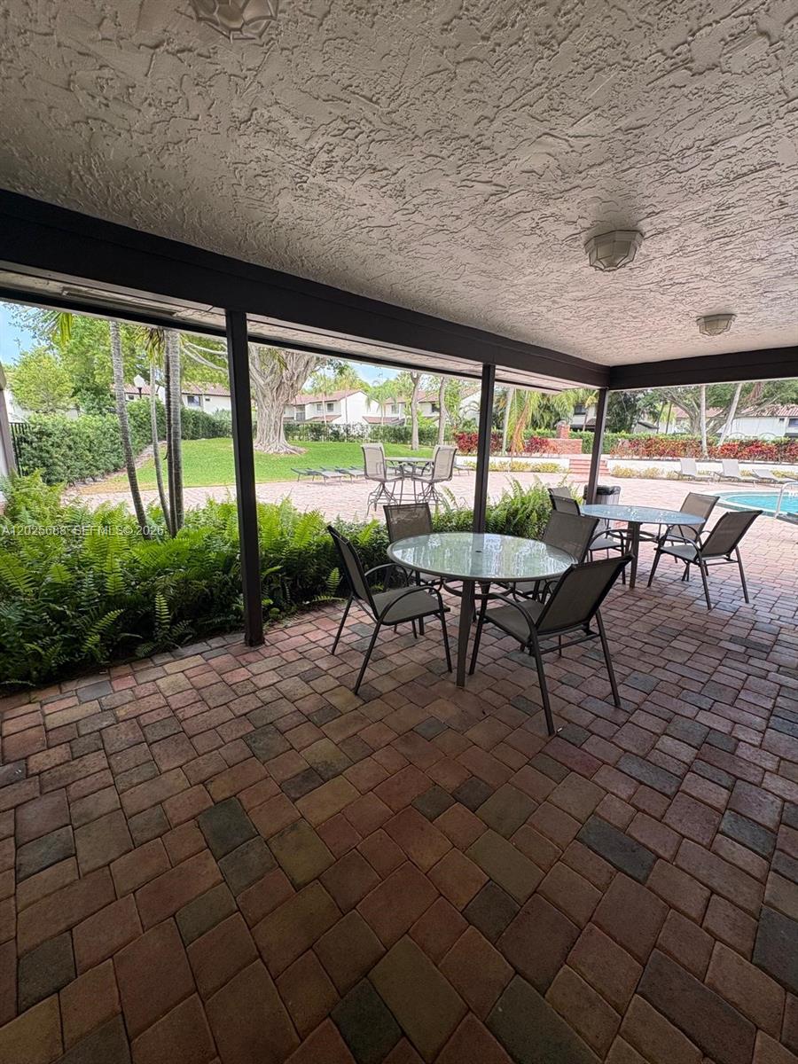 SUNFLOWER CONDO - Residential