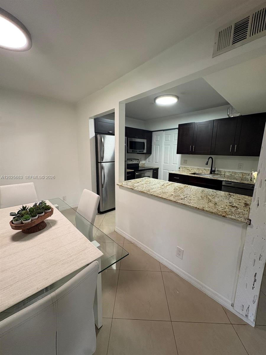 SUNFLOWER CONDO - Residential