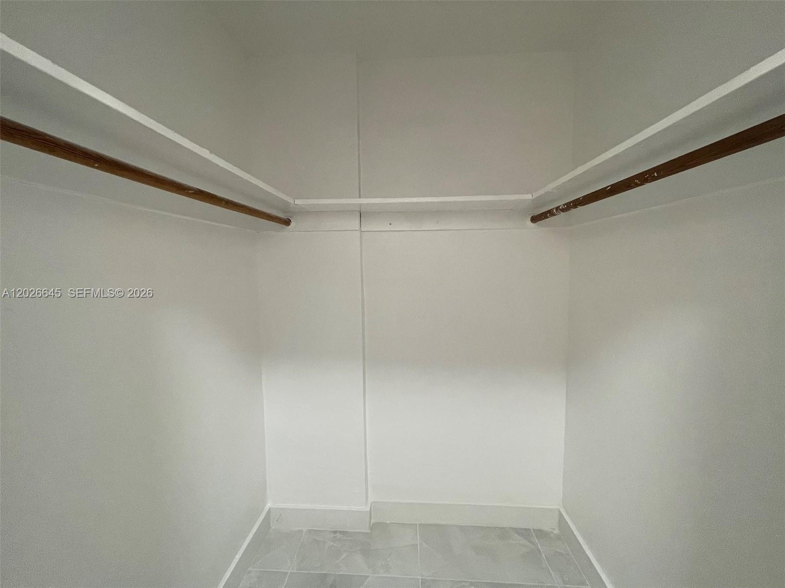 BUCKLEY TOWERS CONDO - EA - Residential Lease