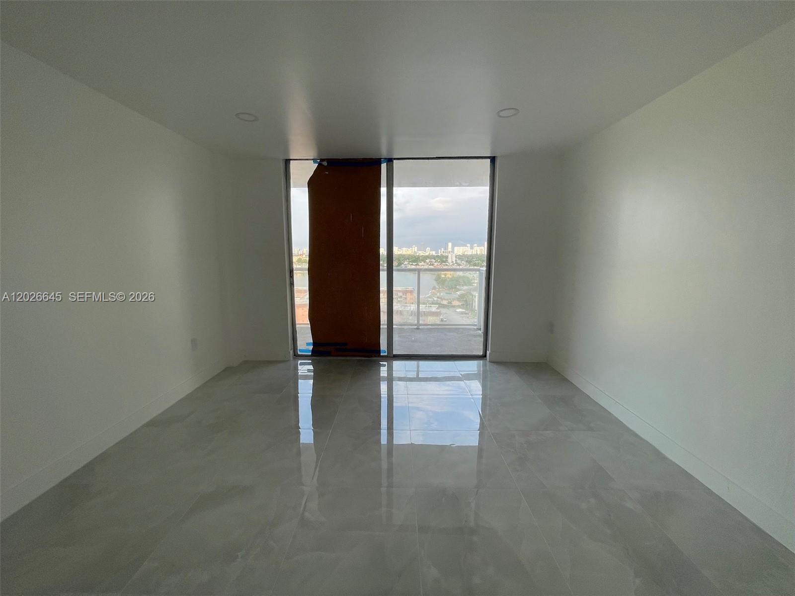 BUCKLEY TOWERS CONDO - EA - Residential Lease