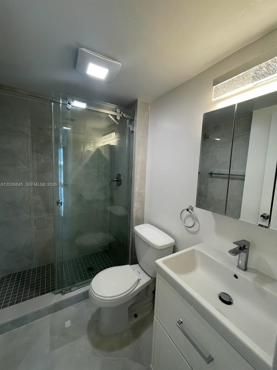 BUCKLEY TOWERS CONDO - EA - Residential Lease
