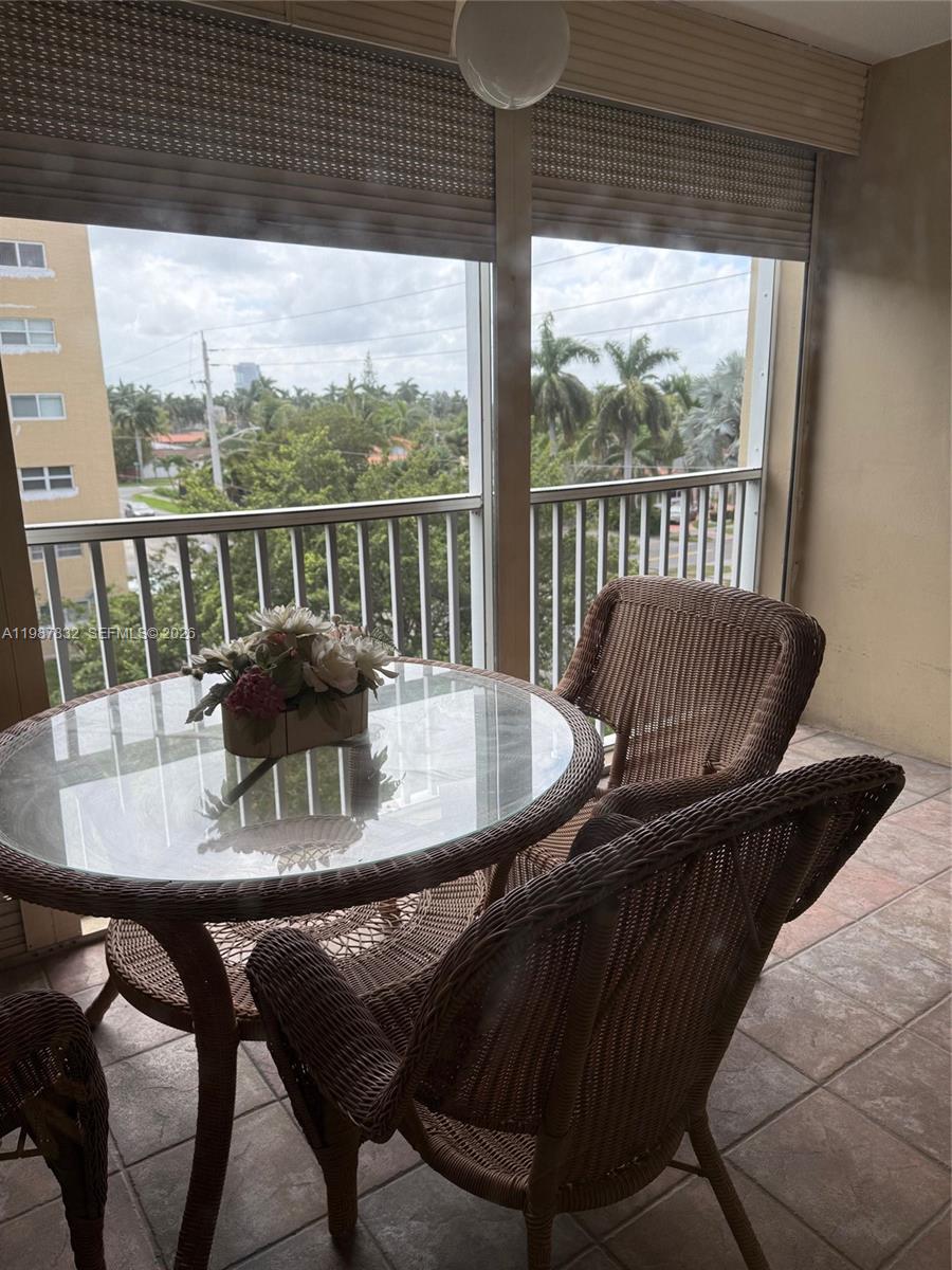 MEADOWBROOK TOWERS CONDO - Residential Lease