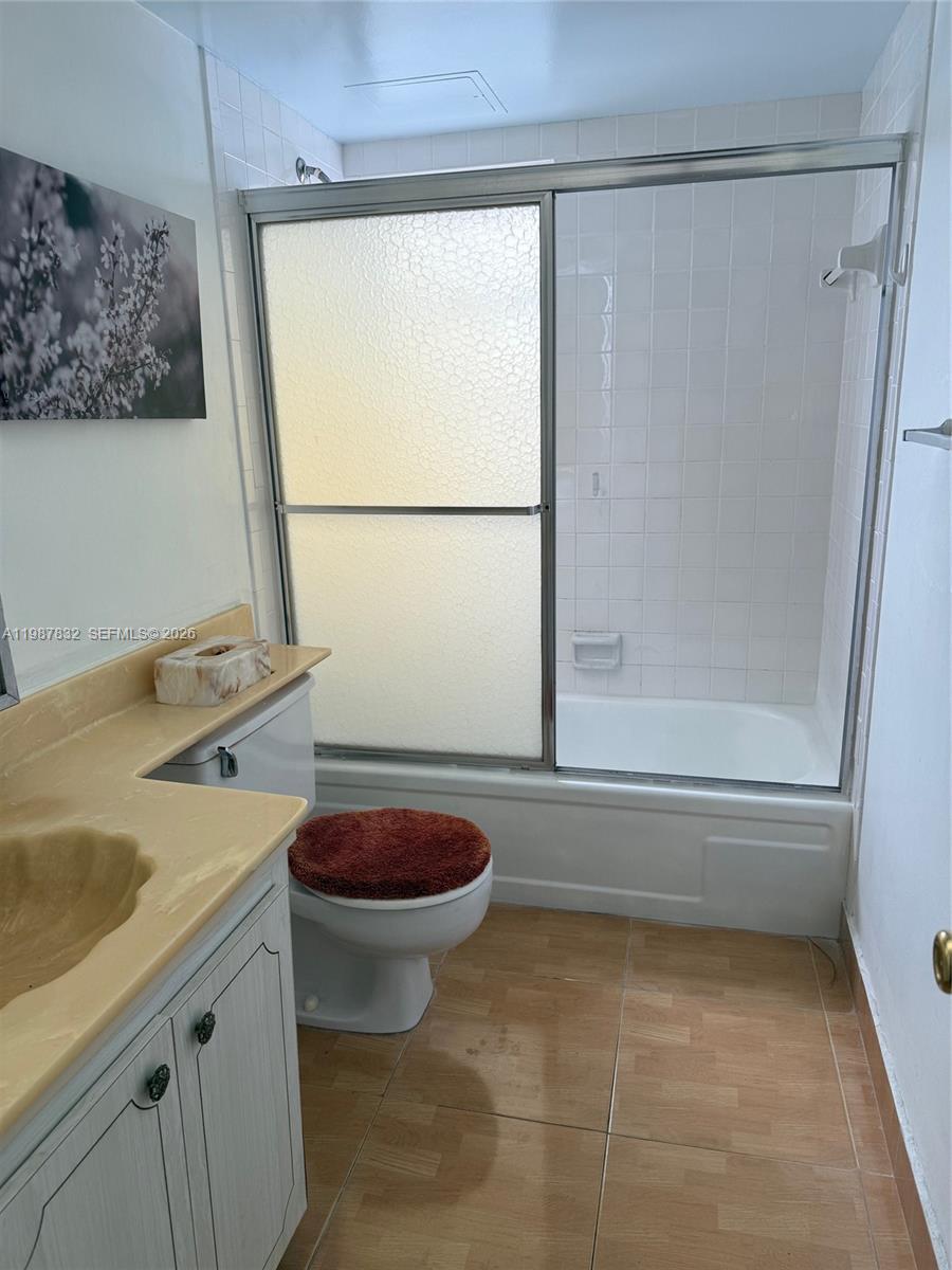 MEADOWBROOK TOWERS CONDO - Residential Lease