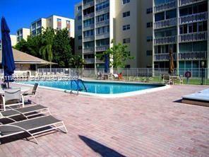 MEADOWBROOK TOWERS CONDO - Residential Lease