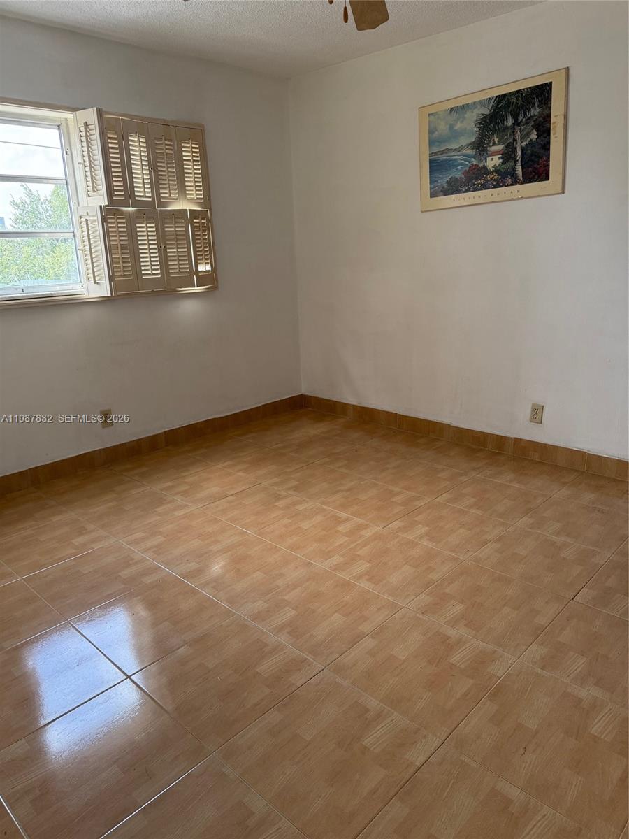 MEADOWBROOK TOWERS CONDO - Residential Lease