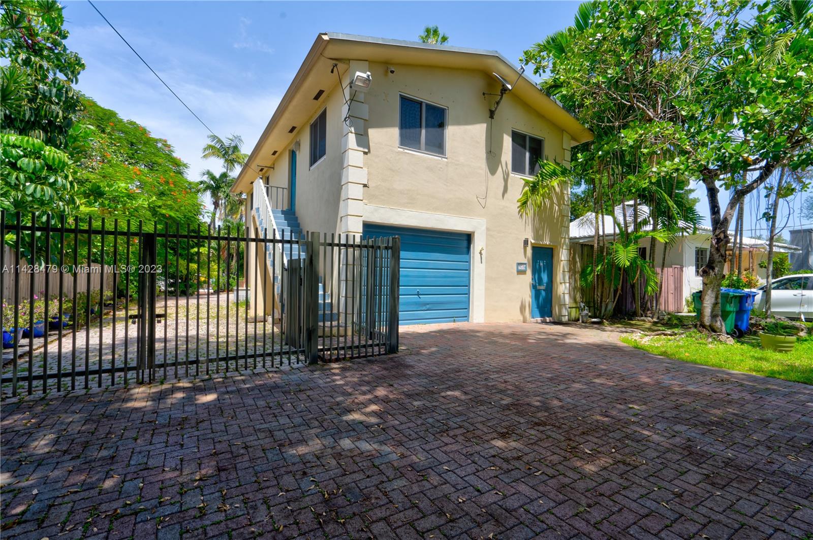 SPRING GARDEN - Residential