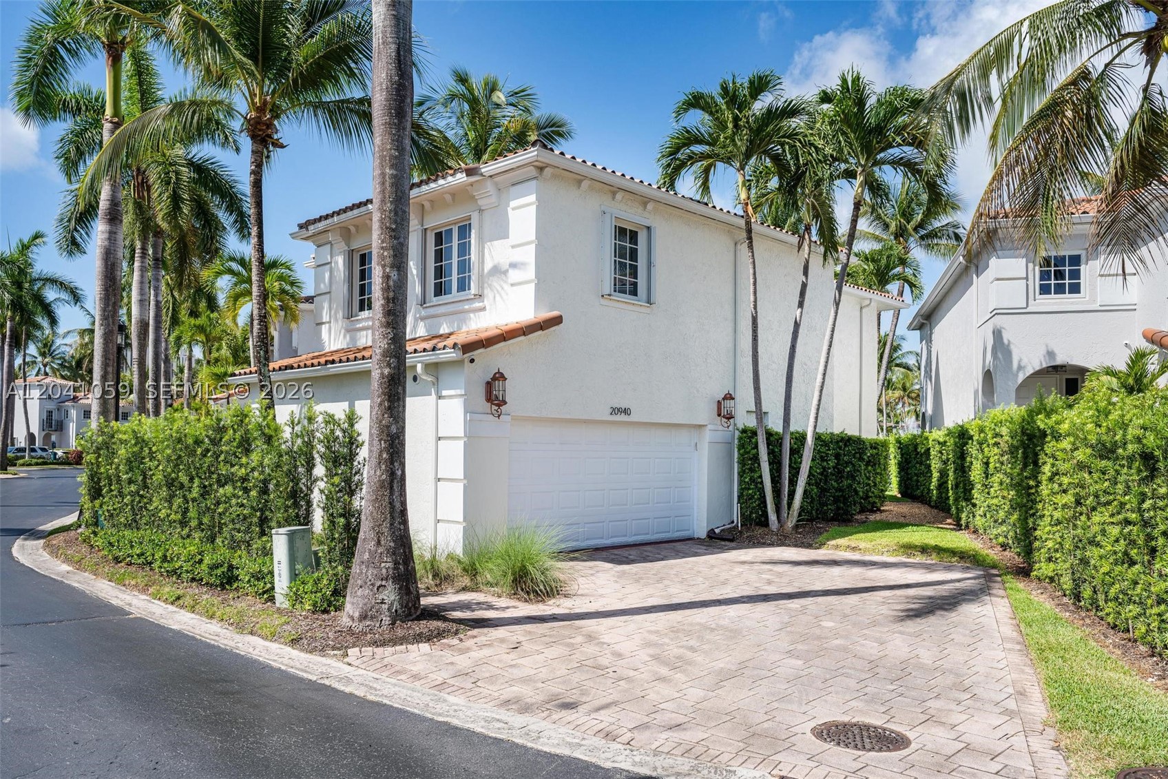 AVENTURA LAKES PHASE 1 - Residential