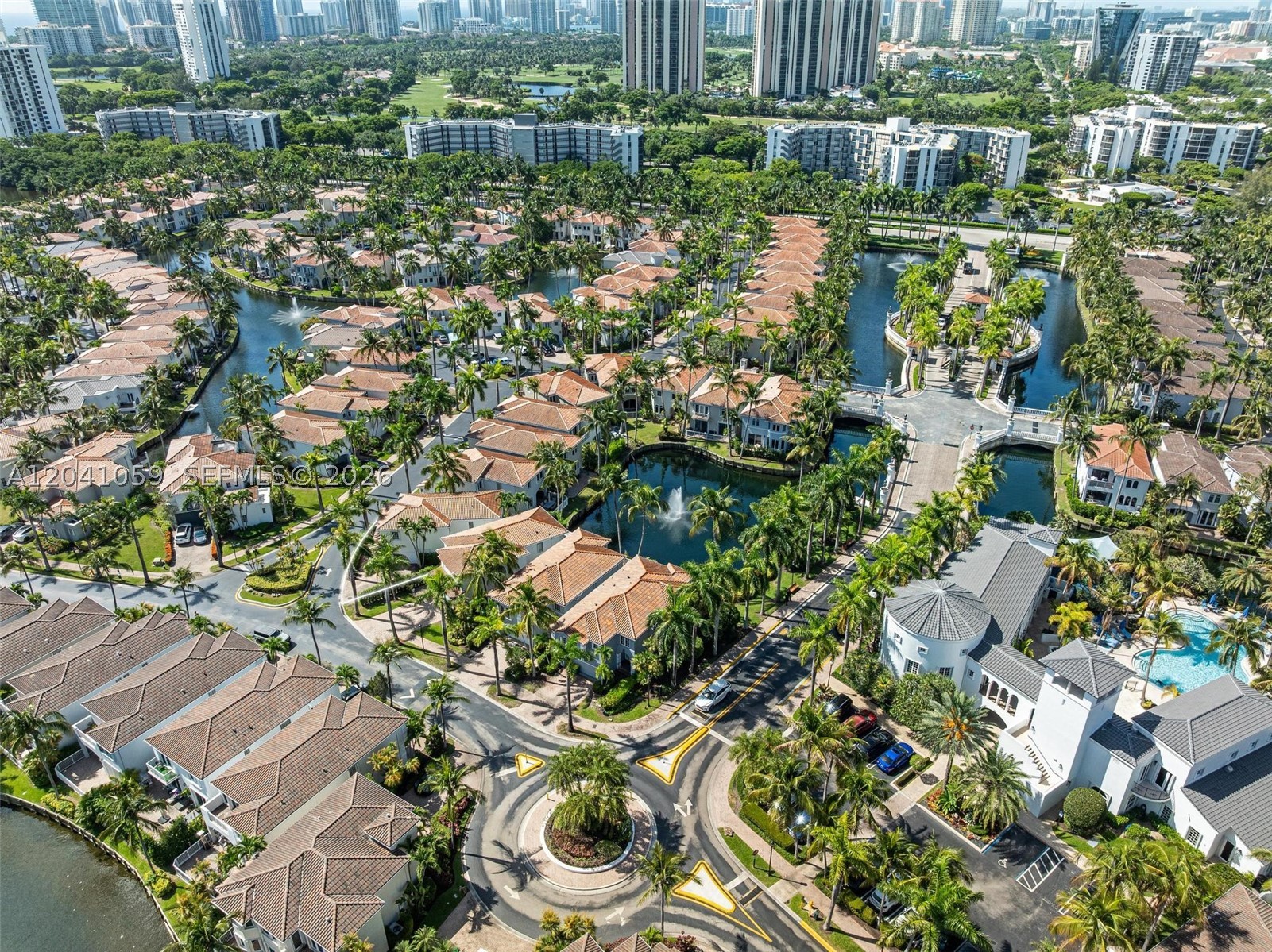 AVENTURA LAKES PHASE 1 - Residential