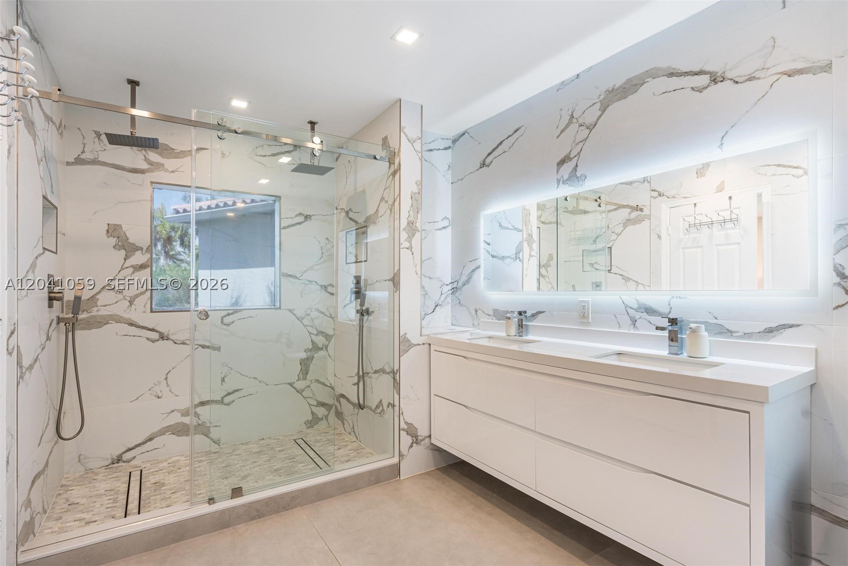 AVENTURA LAKES PHASE 1 - Residential