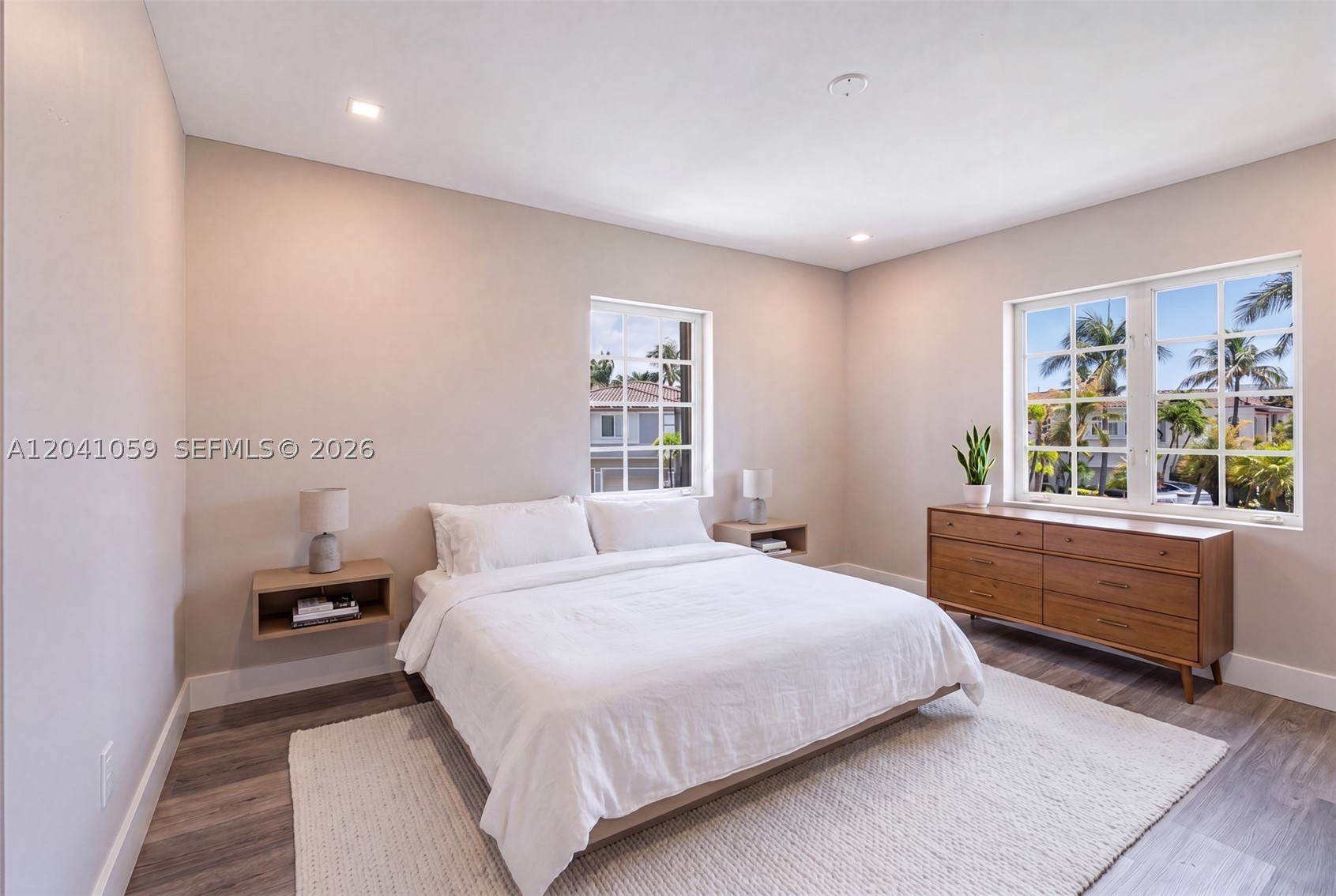 AVENTURA LAKES PHASE 1 - Residential