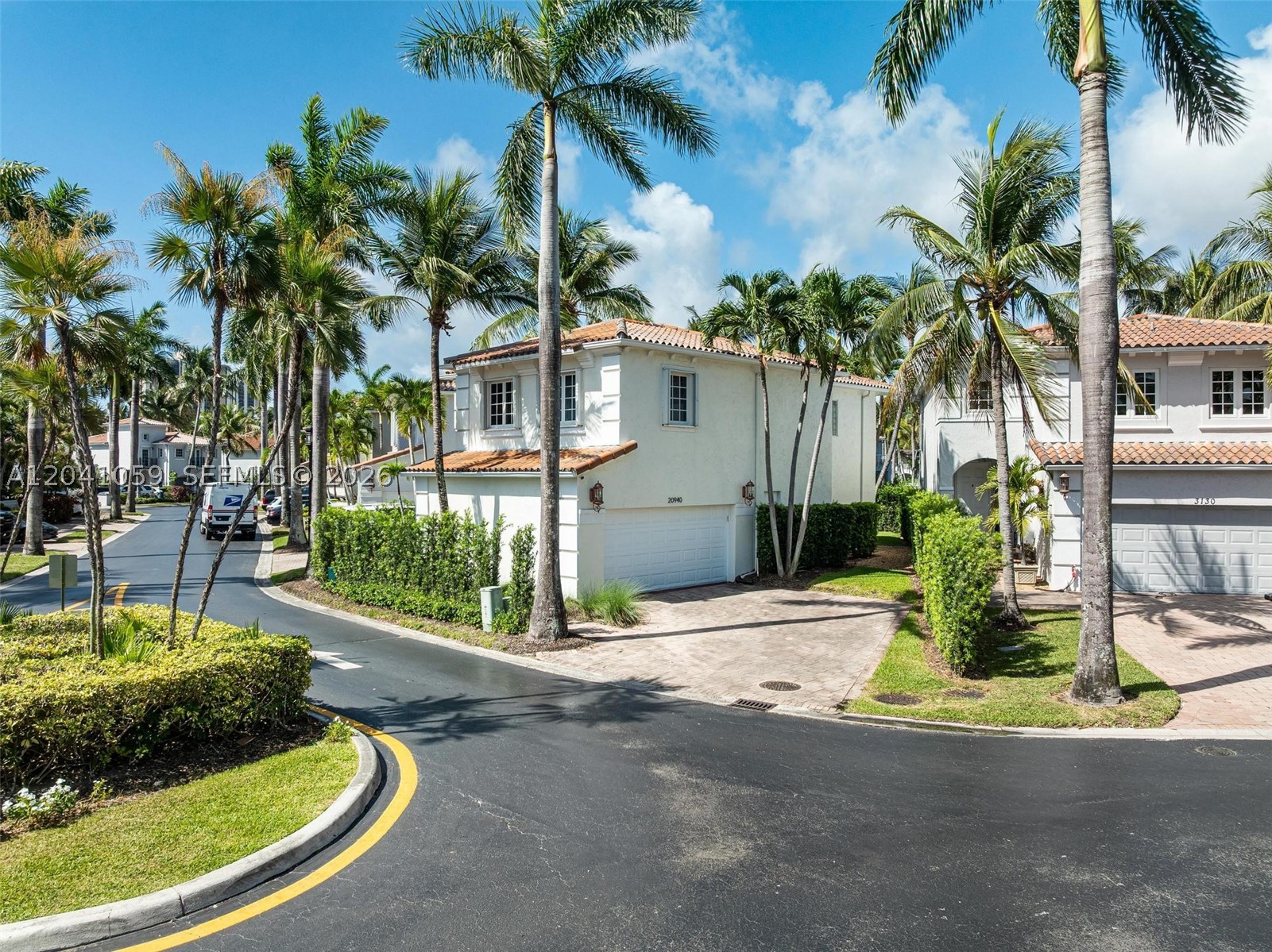 AVENTURA LAKES PHASE 1 - Residential