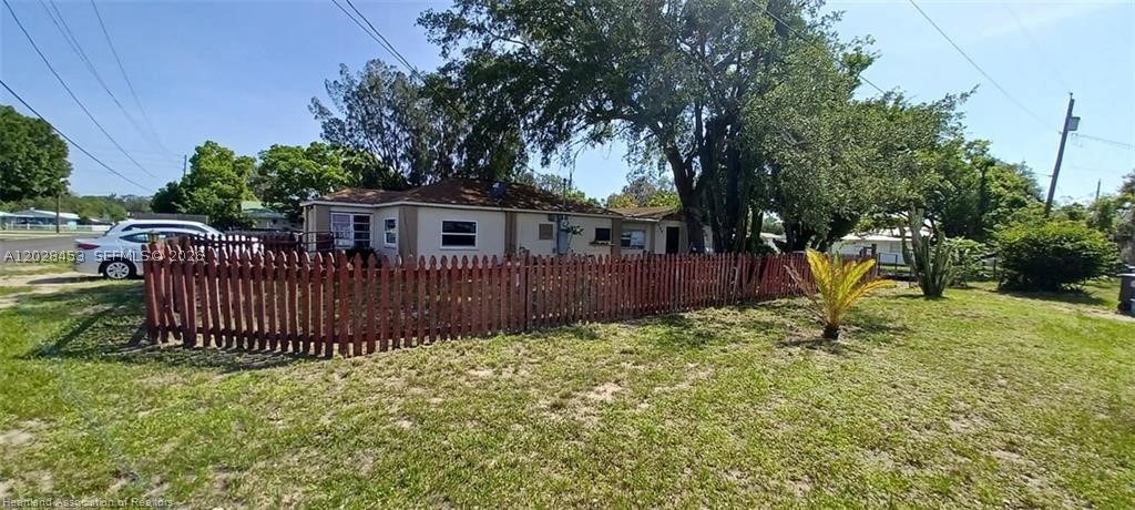 Good Investment Opportunity, great corner lot- almost 1/2 acre in Avon Park. 3 bedrooms, 2 baths, Sold As-Is. close to US Hwy 27, downtown, restaurants, schools etc., this house needs TLC., it will be a magnificent investment.