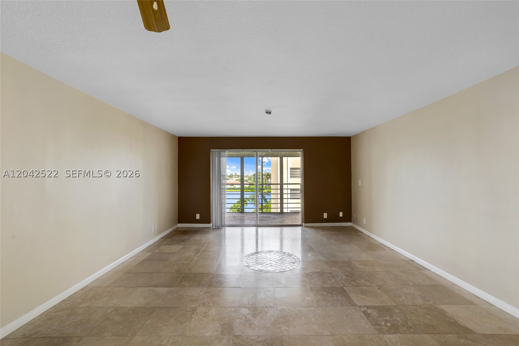 MEADOWBROOK LAKES VIEW CO - Residential Lease
