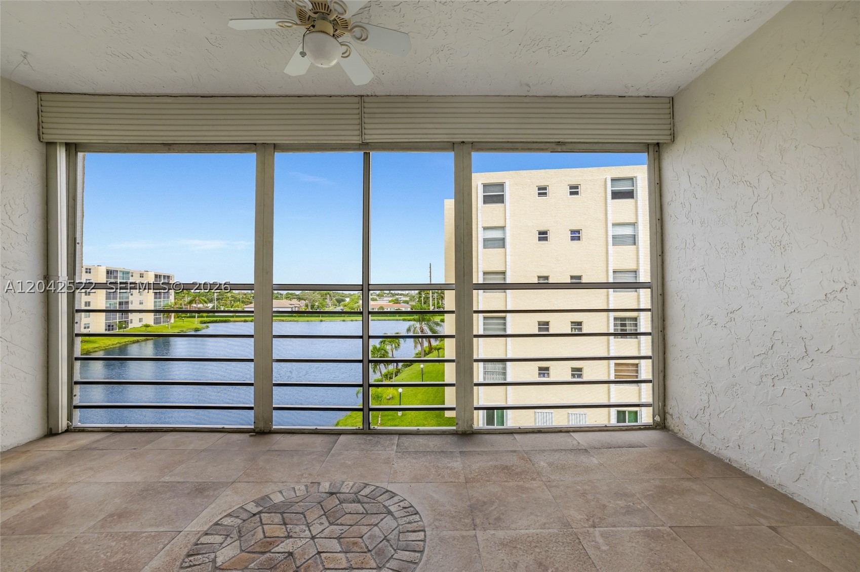 MEADOWBROOK LAKES VIEW CO - Residential Lease