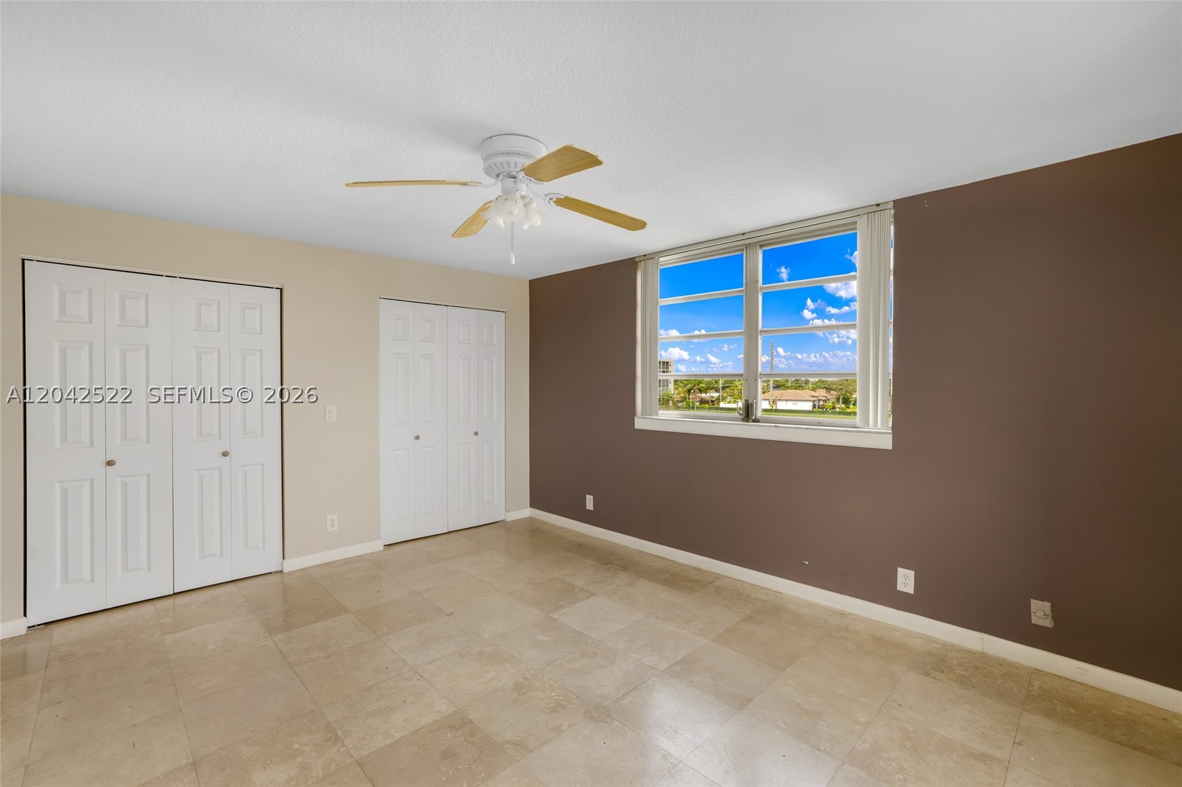 MEADOWBROOK LAKES VIEW CO - Residential Lease