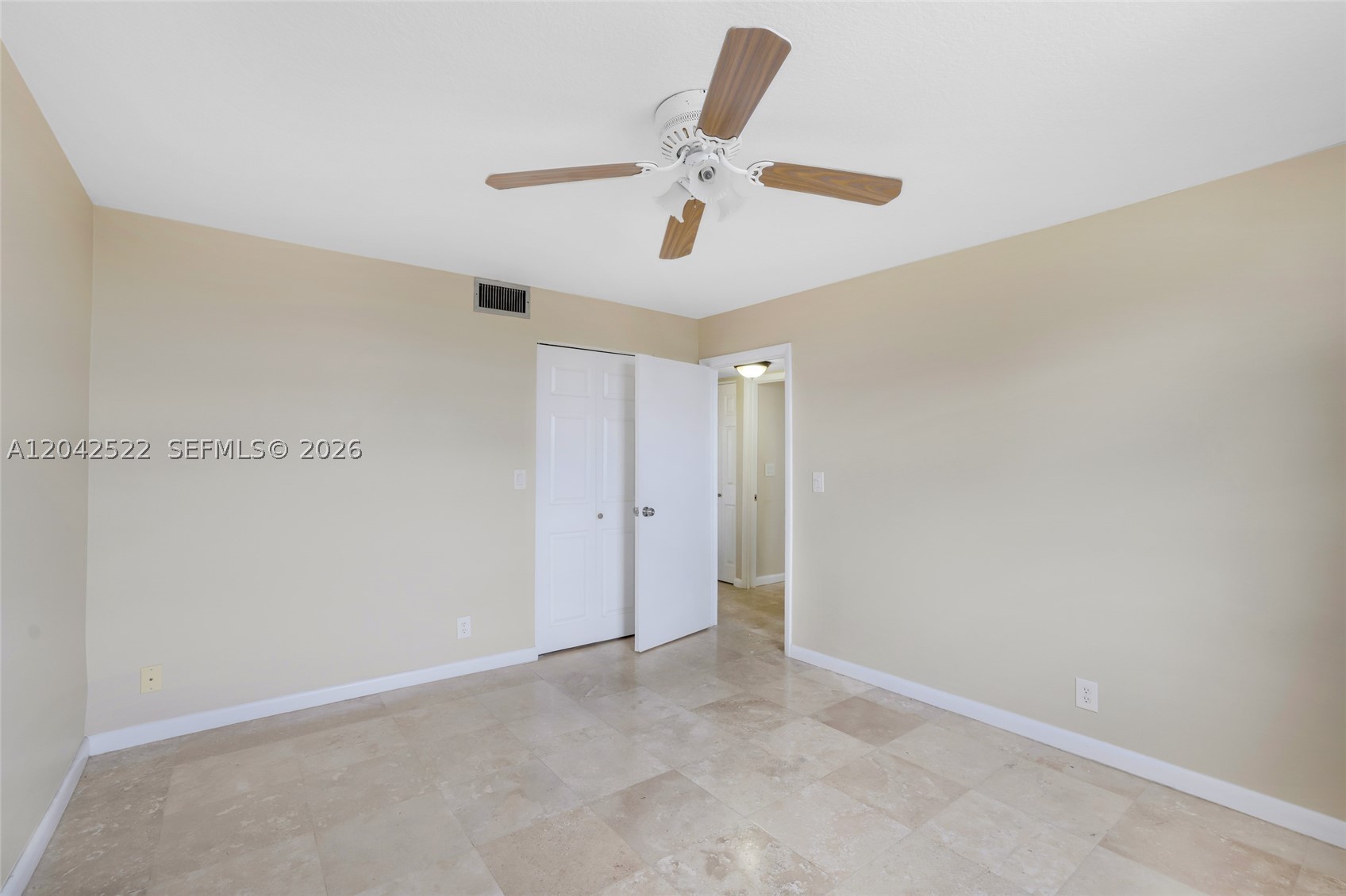 MEADOWBROOK LAKES VIEW CO - Residential Lease