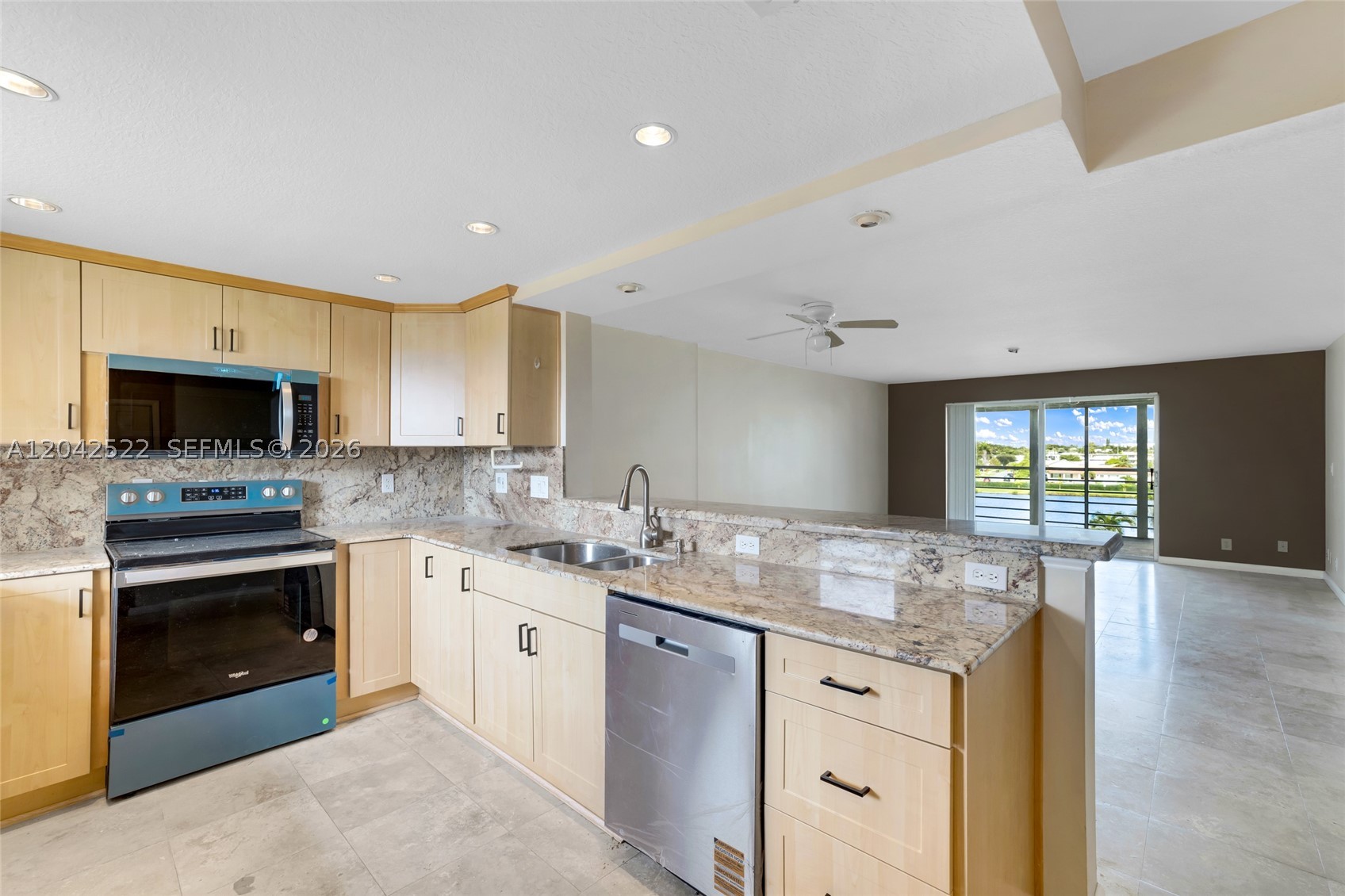 MEADOWBROOK LAKES VIEW CO - Residential Lease
