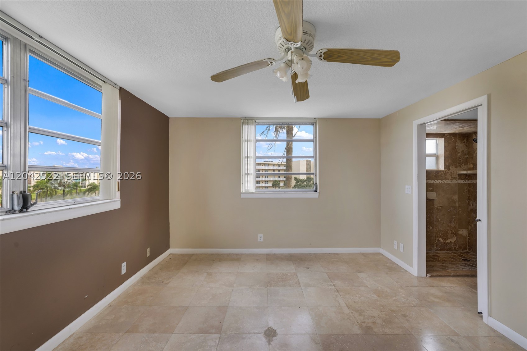 MEADOWBROOK LAKES VIEW CO - Residential Lease