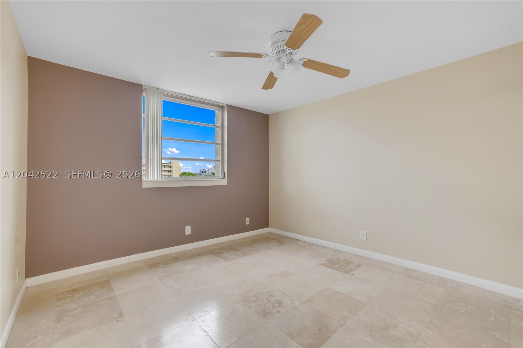 MEADOWBROOK LAKES VIEW CO - Residential Lease