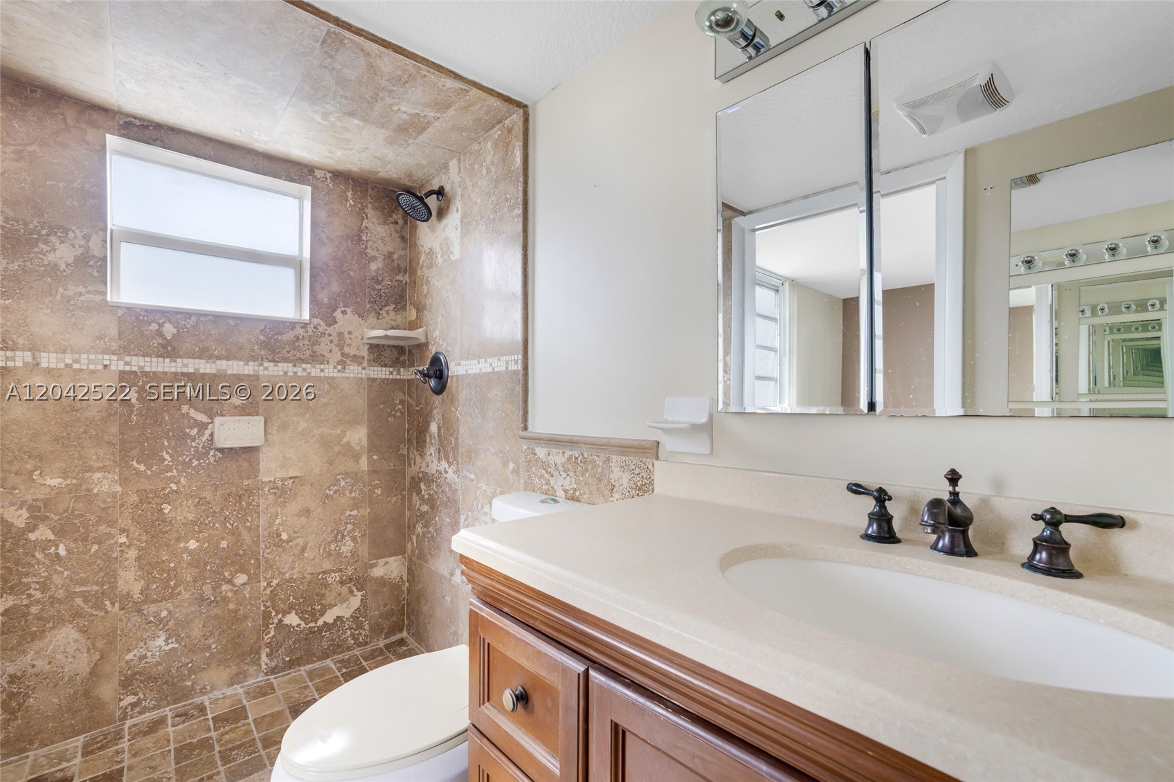 MEADOWBROOK LAKES VIEW CO - Residential Lease