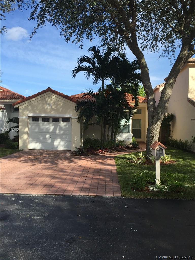 Single Family House in desired Poinciana at Chestnut Woods. Rare opportunity to rent in the secured neighborhood. The house has been updated: Brand new kitchen appliances, washer, dryer, refrigerator, range, dishwasher.  New landscaping and paint. New berber carpet in both rooms and new shower in master bathroom The rest of the house is tiled. This gem has a back yard for barbecues, can put outdoor furniture, landscaping, one car garage. Move in ready!  A must see! NO PETS. Ready to move in!