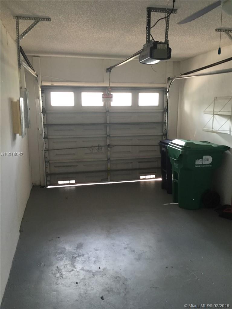 Poinciana/Chestnut Ranch - Residential Lease