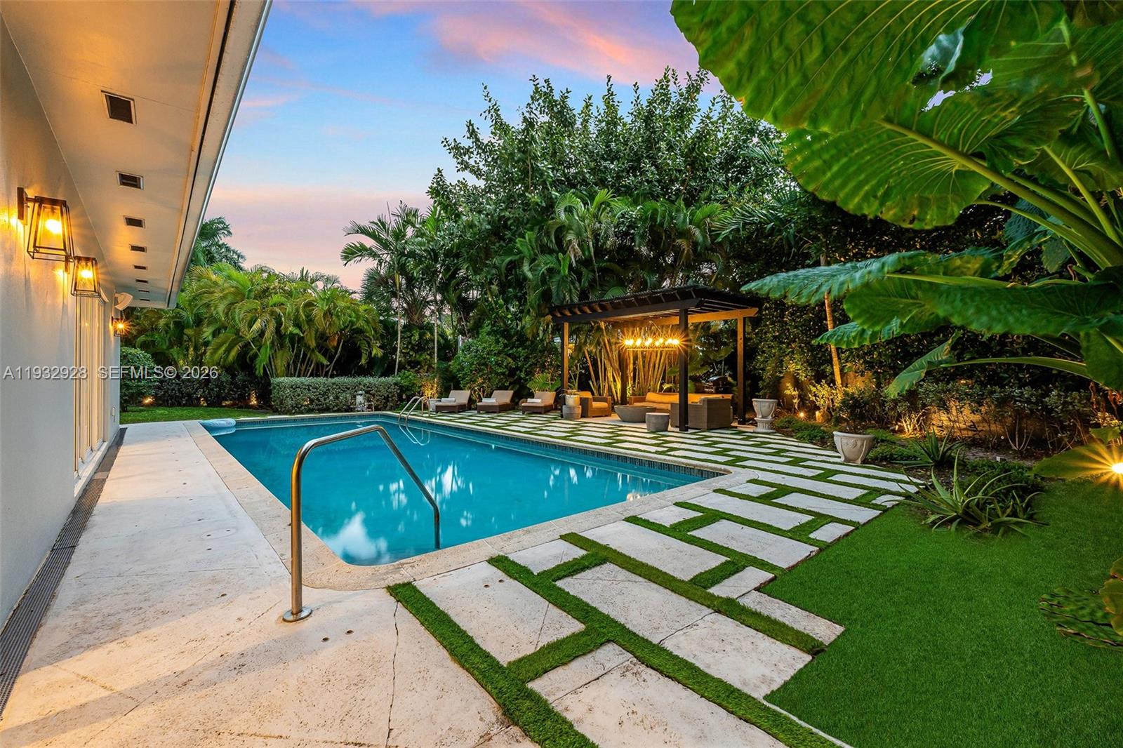 BAY POINT - Residential