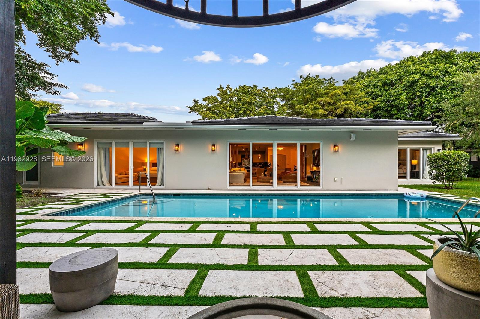 BAY POINT - Residential