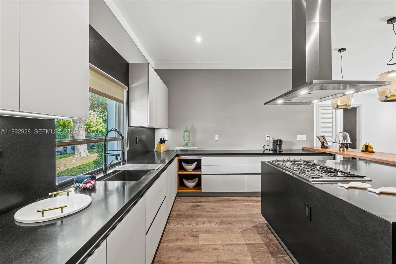 BAY POINT - Residential