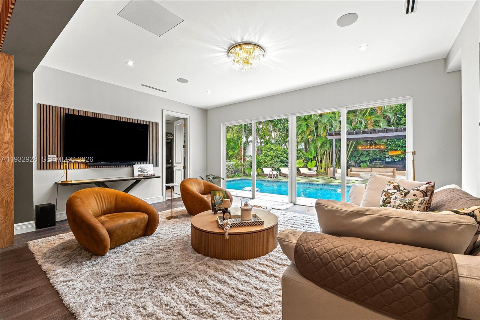 BAY POINT - Residential