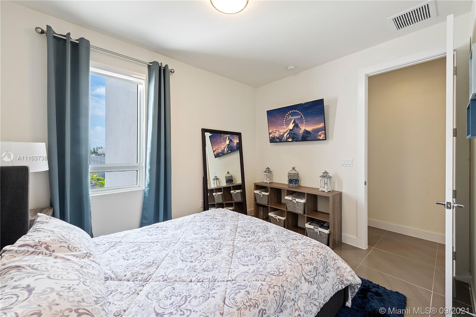 LANDMARK AT DORAL CONDO N - Residential Lease