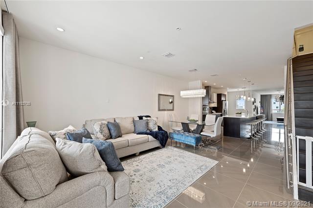 LANDMARK AT DORAL CONDO N - Residential Lease
