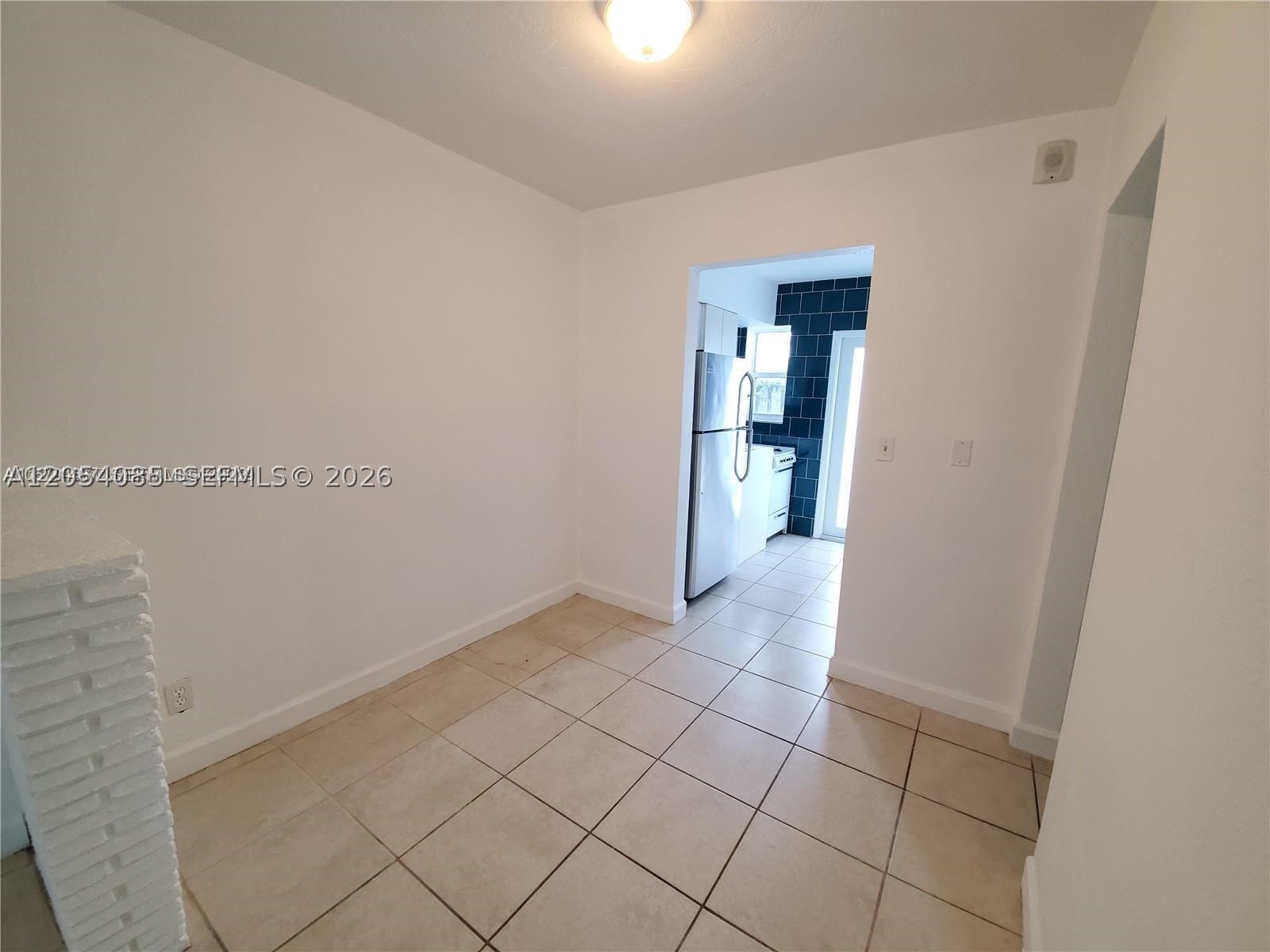 ALUNA CONDO - Residential Lease