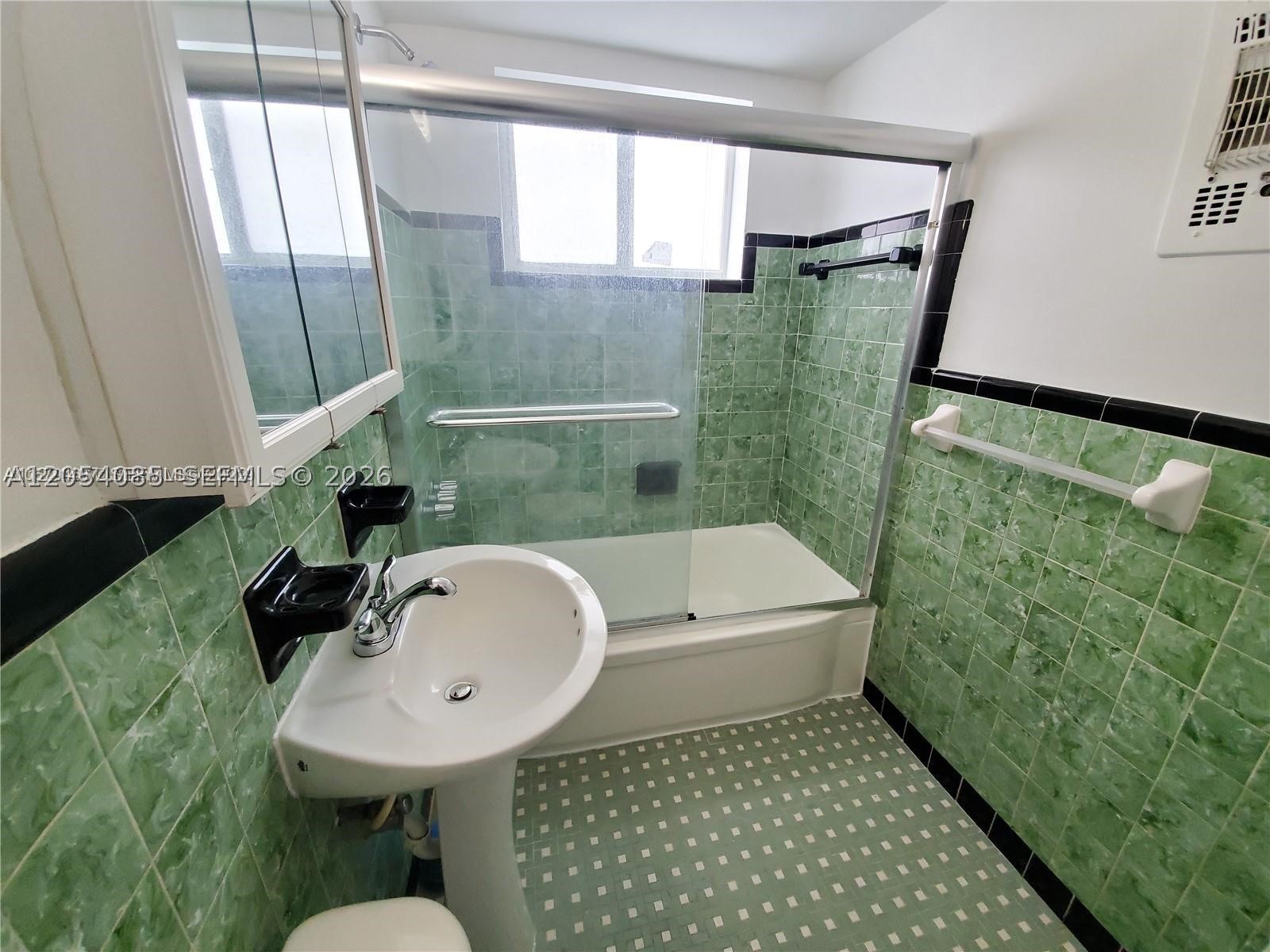 ALUNA CONDO - Residential Lease